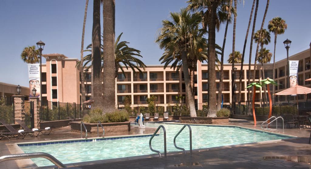Grand Legacy At The Park Hotel Anaheim Exterior foto
