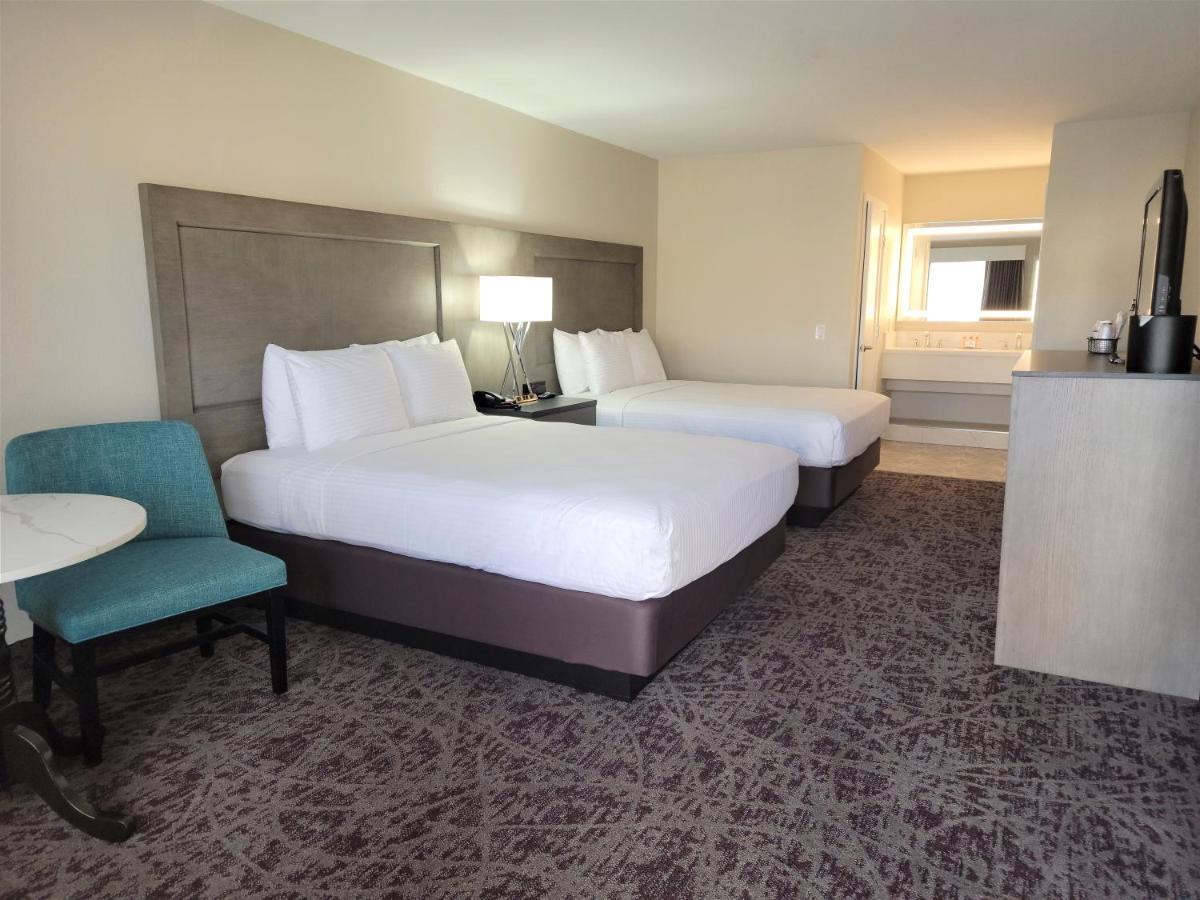 Grand Legacy At The Park Hotel Anaheim Exterior foto