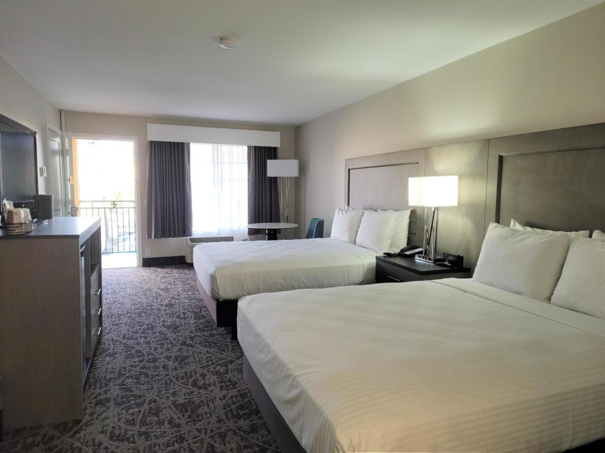 Grand Legacy At The Park Hotel Anaheim Exterior foto