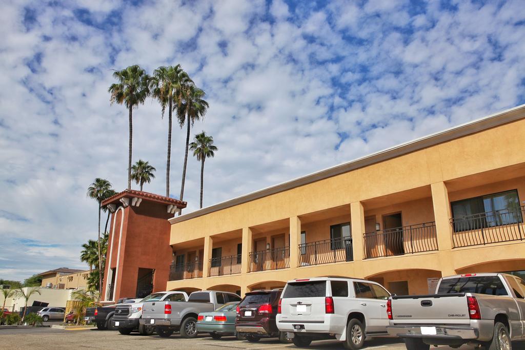 Grand Legacy At The Park Hotel Anaheim Exterior foto